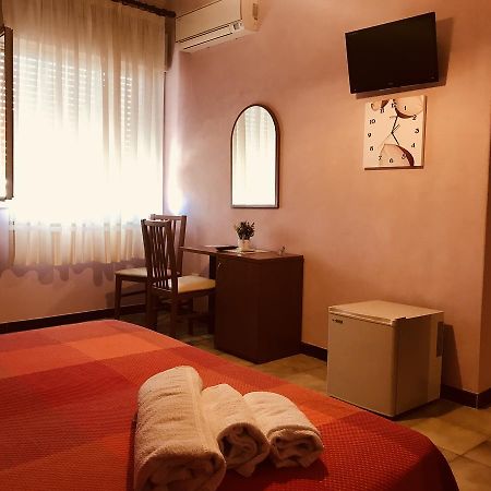 L'Abbiocco Hotel Avola Bagian luar foto