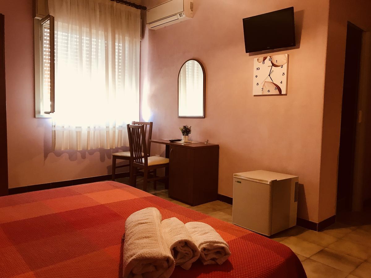 L'Abbiocco Hotel Avola Bagian luar foto
